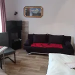 Am Muehlteich 2* Taltitz
