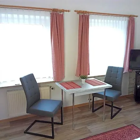 Am Muehlteich 2* Taltitz