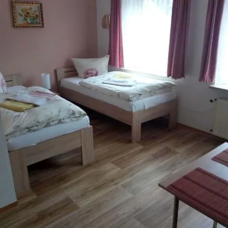 Am Muehlteich Otel Taltitz
