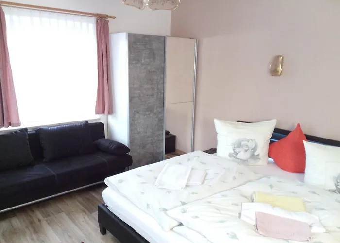 Am Muehlteich 2* Taltitz